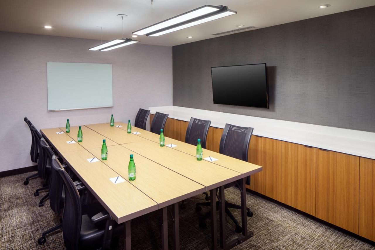 Springhill Suites By Marriott New York Jfk Airport Jamaica Exteriör bild