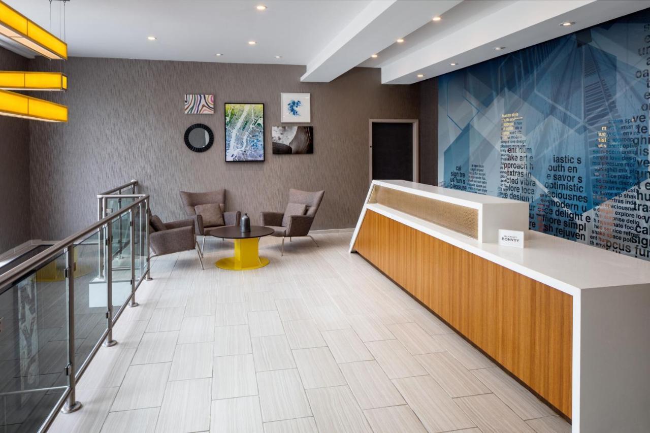 Springhill Suites By Marriott New York Jfk Airport Jamaica Exteriör bild
